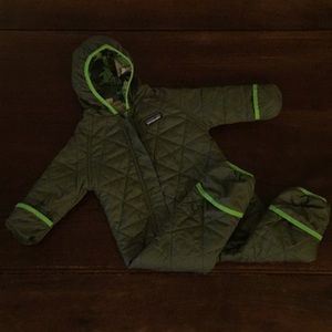 Patagonia reversible puff-ball bunting